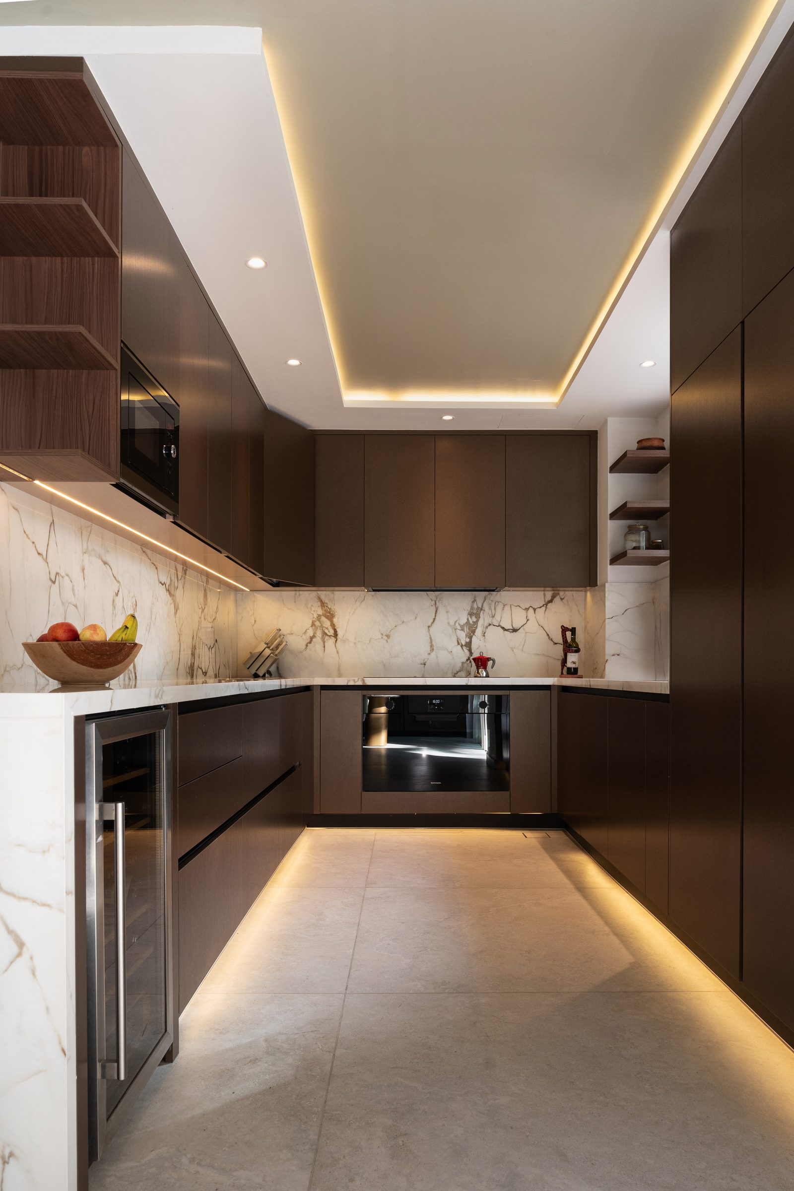 Kitchen with concealed lighting